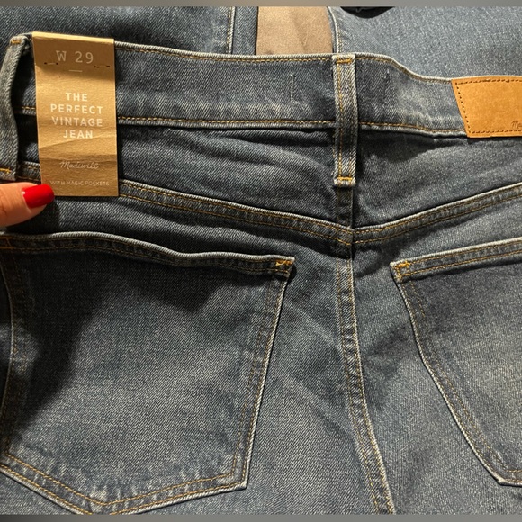 Madewell The Perfect Vintage Jean - Picture 3 of 3